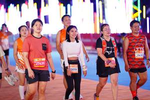 BIB: 27435, 0006, 24302
                            <button type="button" onclick="openModal(22831469)" class="btn btn-primary btn-sm float-right btn-popup" data-toggle="modal" data-target=".modal-high-quality">
                        <i class="fas fa-shopping-cart"></i> Add to Cart
                    </button>
                                            <button type="button" onclick="isThisMe(22831469, true)" class="btn btn-success btn-sm float-right btn-popup btn-isme hidden" data-toggle="tooltip" data-placement="bottom" title="นี่คือรูปของคุณใช่ไหม คลิกที่นี่เพื่อเอาเข้าอัลบั้ม">
                        <i class="fas fa-plus"></i> Add to album
                    </button>
                    <button type="button" onclick="isThisMe(22831469, false)" class="btn btn-warning btn-sm float-right btn-popup btn-isnotme hidden">
                        <i class="fas fa-ban"></i> Remove from album
                    </button>